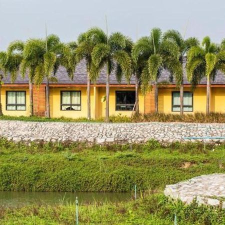 Prew Lom Chom Nam Resort Ban Phan Sadet Nok Exterior photo