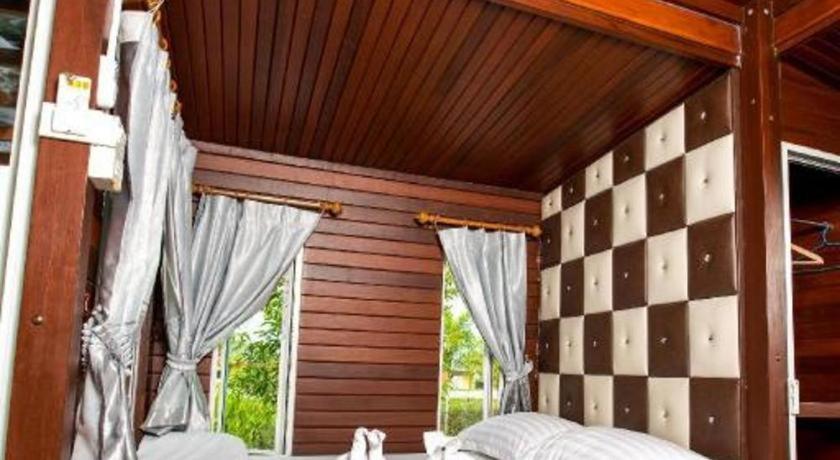 Prew Lom Chom Nam Resort Ban Phan Sadet Nok Exterior photo