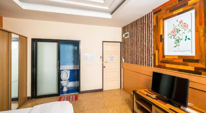Prew Lom Chom Nam Resort Ban Phan Sadet Nok Exterior photo